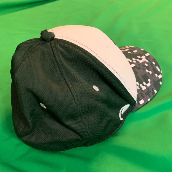 Ohio University Fitted Baseball Cap CLEARANCE - Picture 4 of 6